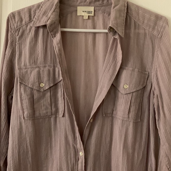 Aritzia Wilfred Free boyfriend button up. - Picture 6 of 7